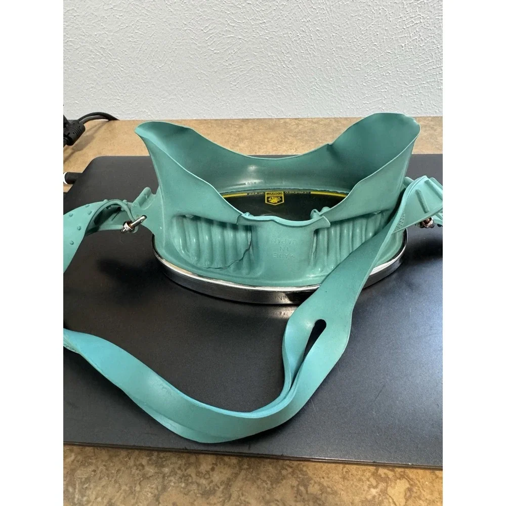 Vintage Scuba Mask CORAL Diving Water Sports